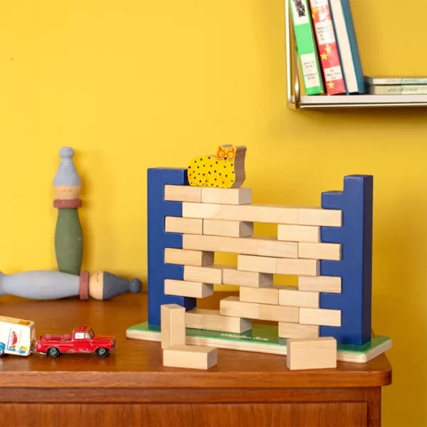 Mur vacillant en bois - Moulin Roty