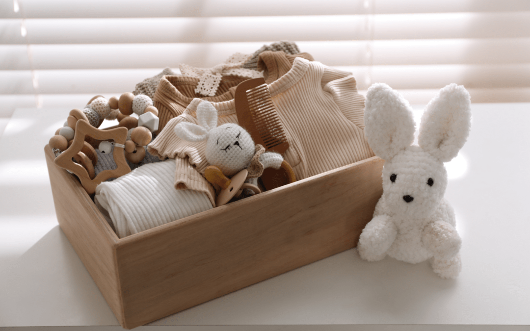 Coffret de naissance d'été : 5 essentiels Made in France à offrir (selon que vous êtes grand-parent, marraine ou collègue)